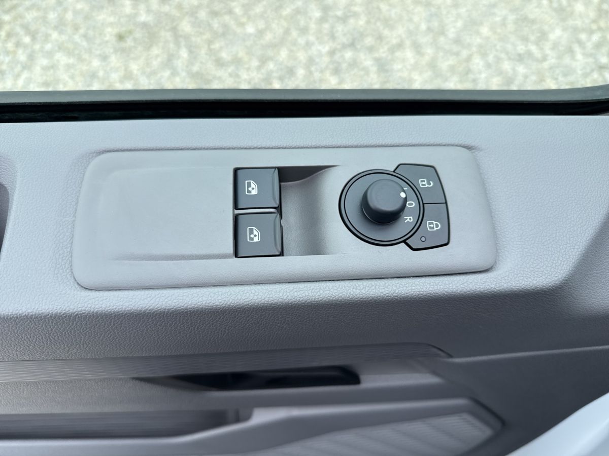 Volkswagen T7 Kombi - Bild 17