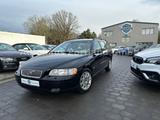 Volvo V70 Kombi 2.5 T Momentum Aut/SHZ/HU Neu/ZR24 Neu - Volvo V70 mit Benzin-Antrieb: Kombi
