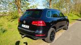 Volkswagen Touareg 3.0 V6 TDI Tiptronic BlueMotion Tech... - Volkswagen Touareg aus 2011: V6 TDI