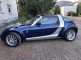 Smart Roadster mit Glasdach - blaue Smart Roadster