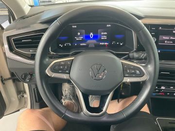 Volkswagen Polo - 11