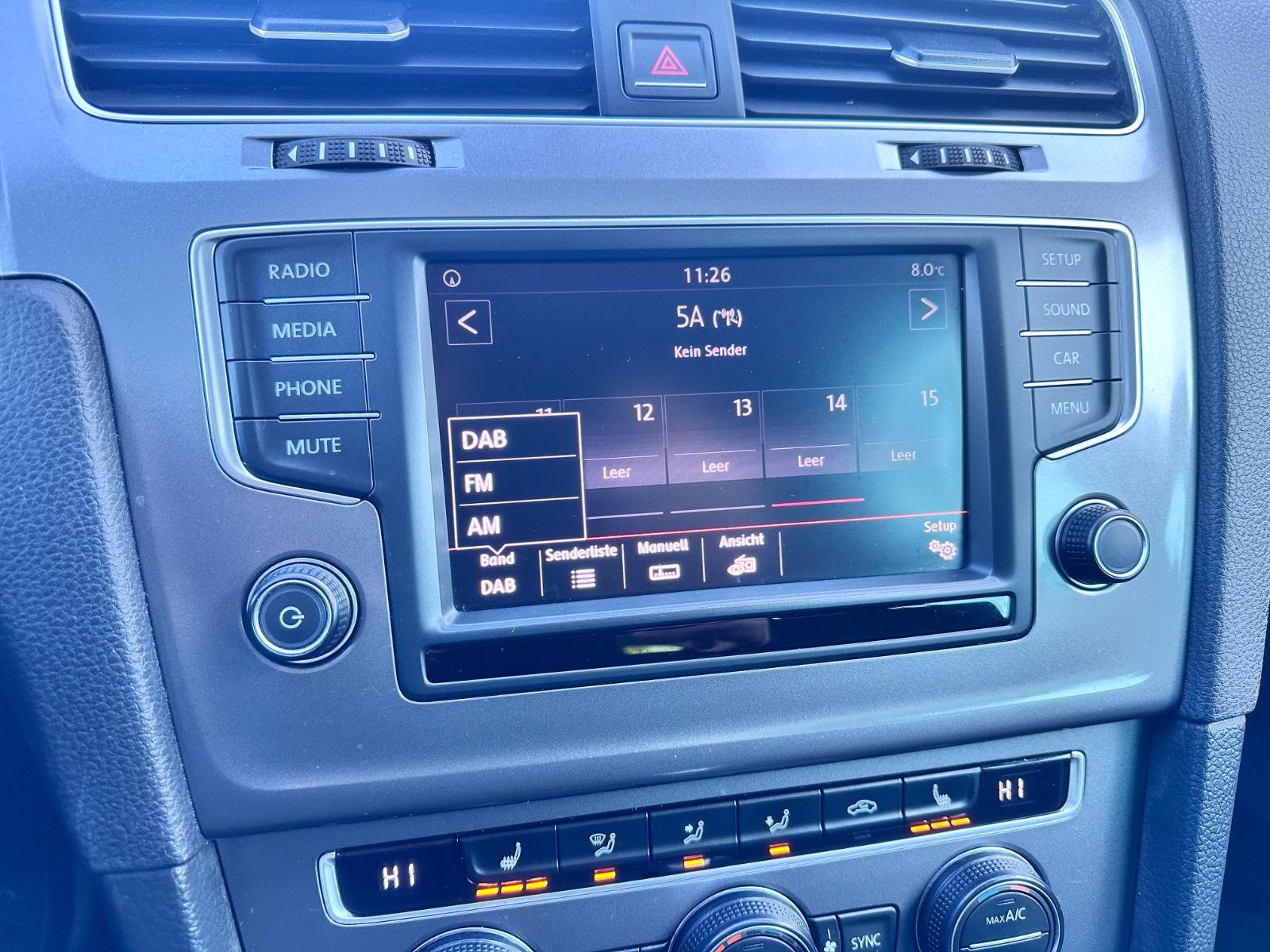 Volkswagen Golf VII Lim. Lounge BMT
