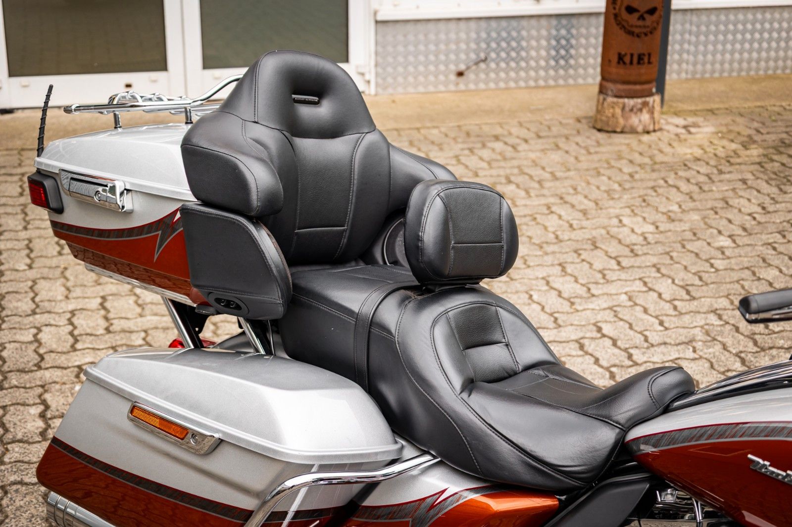 Fahrzeugabbildung Harley-Davidson FLHTKSE CVO Electra Glide Ultra Limited 110 CUI
