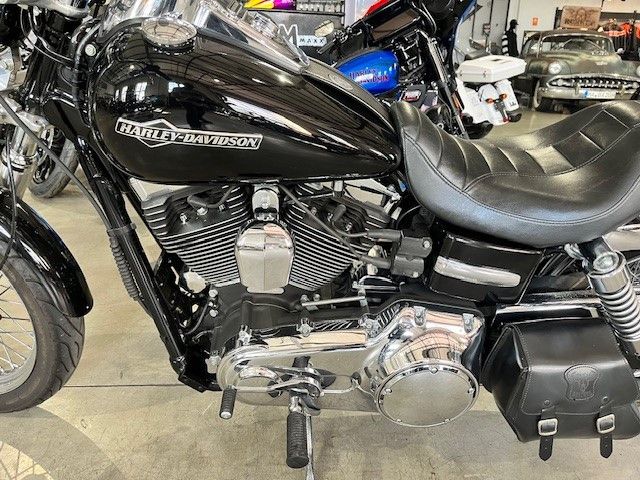 Fahrzeugabbildung Harley-Davidson FXDC Dyna Super Glide