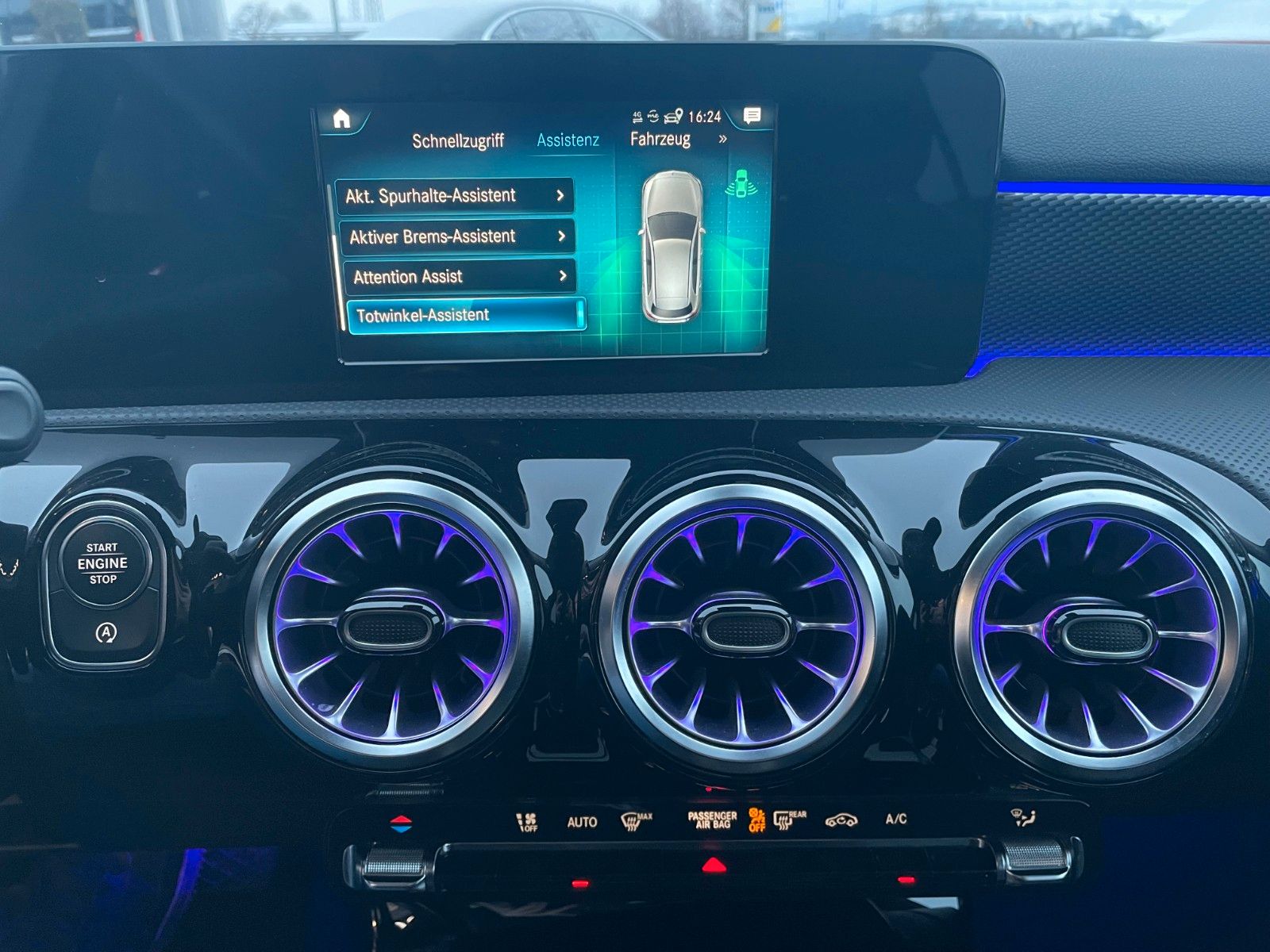 Fahrzeugabbildung Mercedes-Benz A 180 Progressive+LED+Ambiente+RFK+TotW