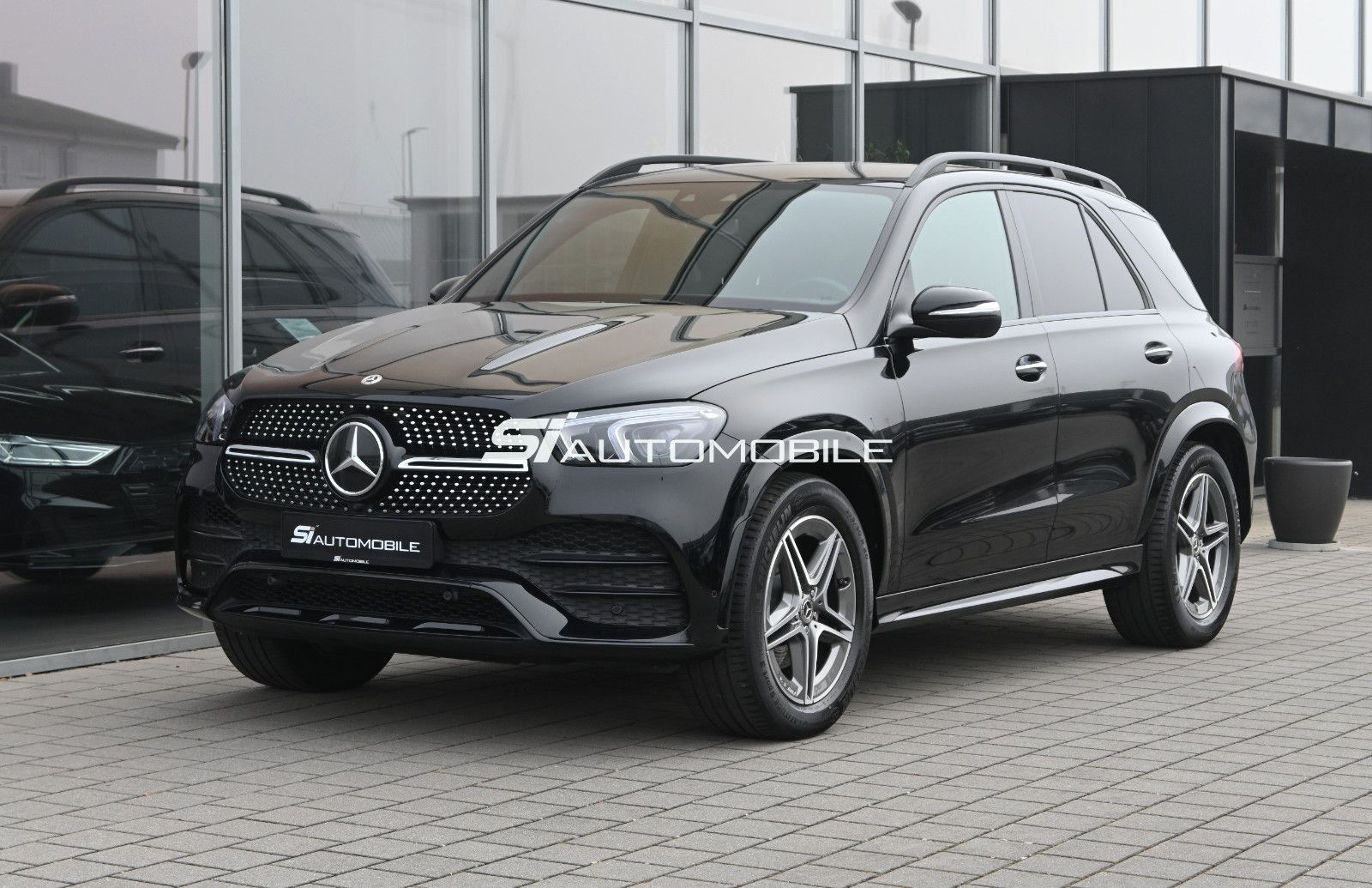 Fahrzeugabbildung Mercedes-Benz GLE 400 d 4MAT. AMG °ACC°AHK°STANDHZ°HUD°NIGHT°