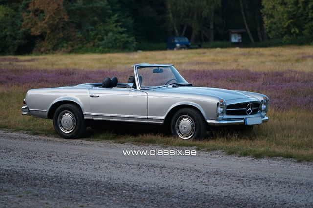 Mercedes-Benz SL 280 Pagoda W113