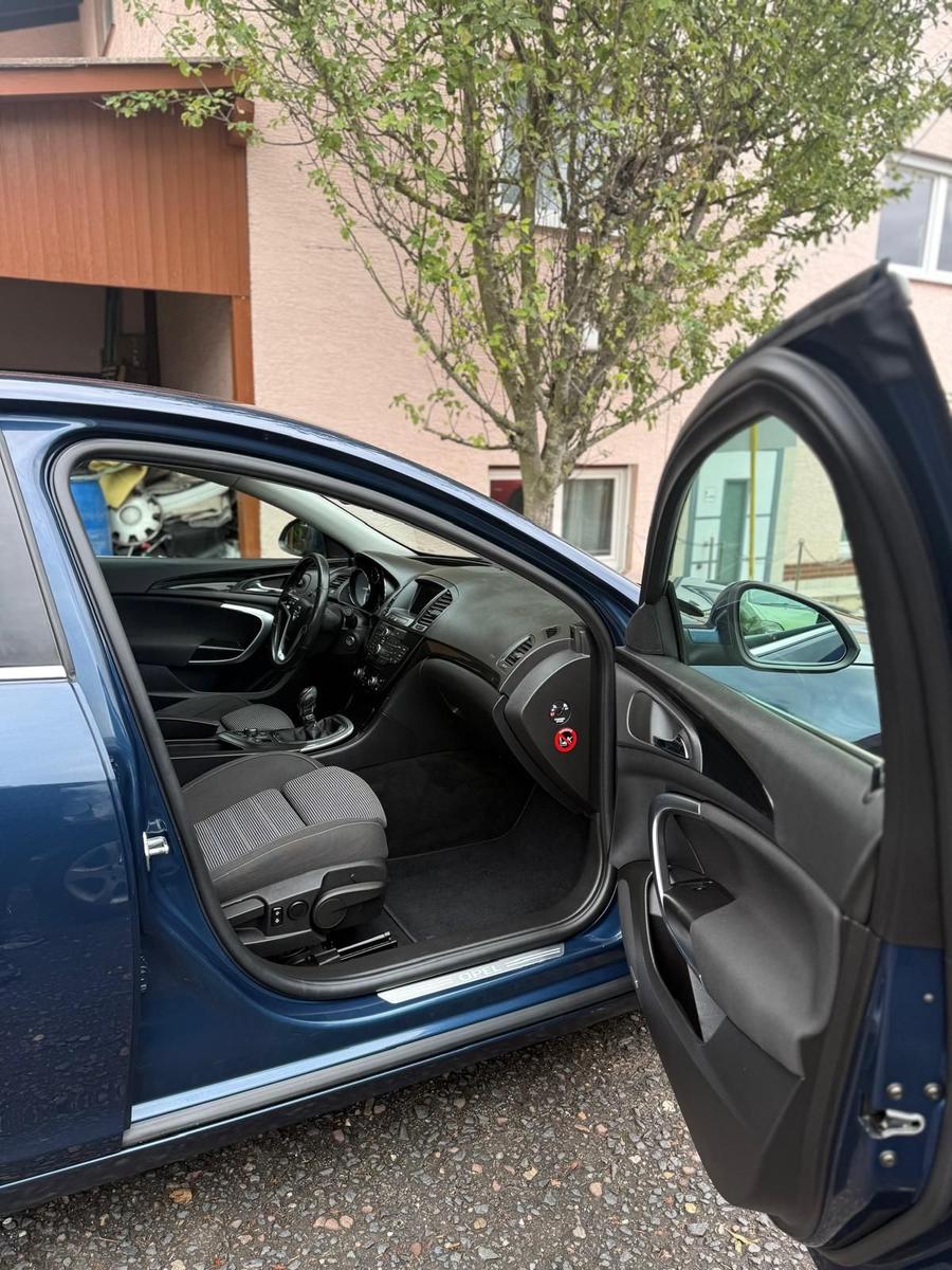 Opel Insignia 2012 — photo 6