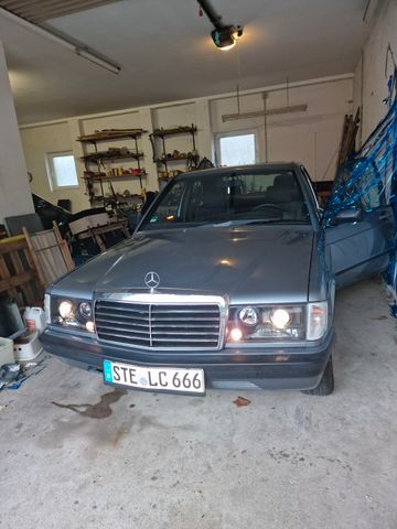 Mercedes-Benz 190