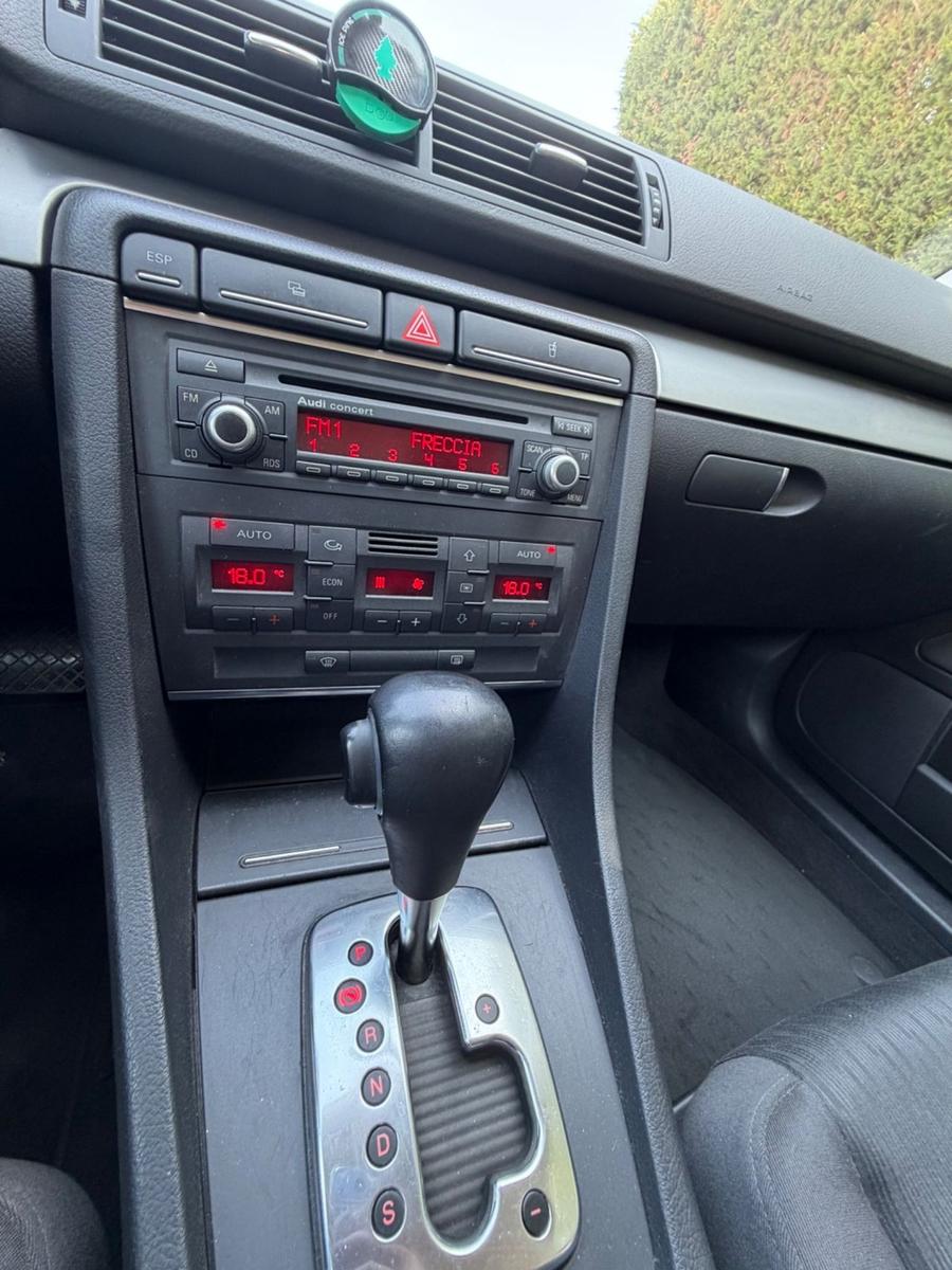 Audi A4 2007 — photo 5