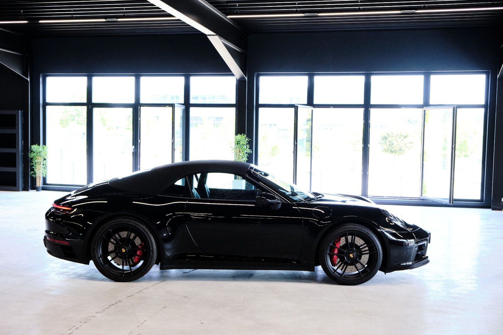 Fahrzeugabbildung Porsche 911/992 GTS Cabrio, Lift, Bose, Kamera, 90L