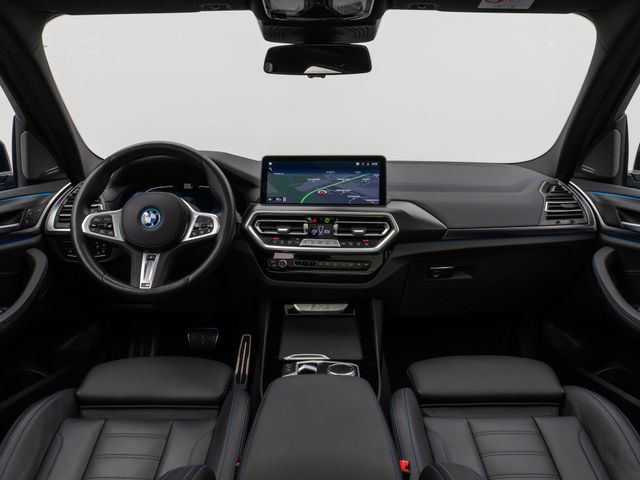 Foto Nummer 39: BMW iX3