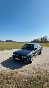 BMW Bmw E30 325i - BMW 325: E30 325i