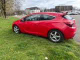 Opel Astra GTC 1.6 Turbo Edition Edition - Opel Astra mit Benzin-Antrieb: Limousine, 1.6