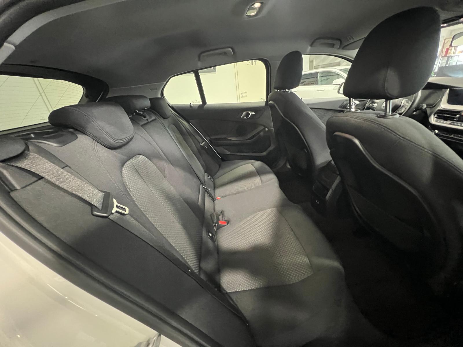 BMW 116 d Lim. Automatik **Navi*AHK*SHZ*PDC**, миниатюра 15