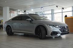 Fahrzeugabbildung Volkswagen Arteon 2.0 TDI R LINE NAVI/LED/PANO/KAMERA/LEDER