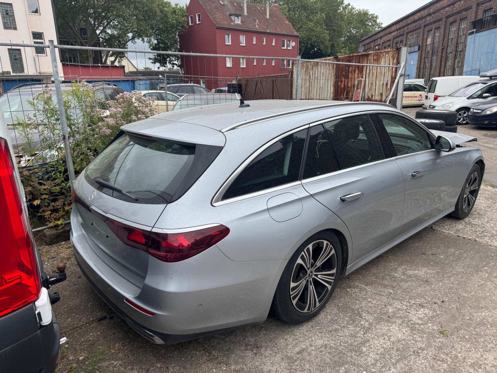 Mercedes-Benz E 220 d W214 Avantgarde Advanced Lenkradheizung
