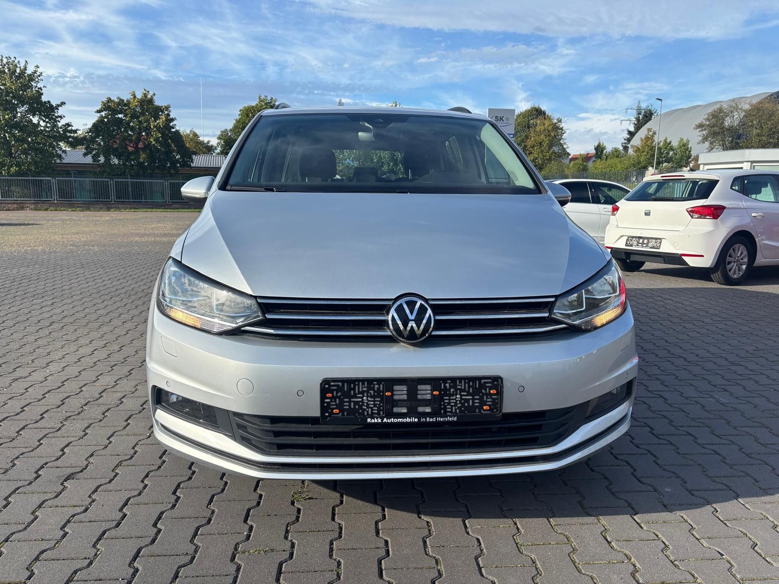 Fahrzeugabbildung Volkswagen Touran 2.0 TDI DSG Comfortline-NAVI-ACC-PDC-SHZ-