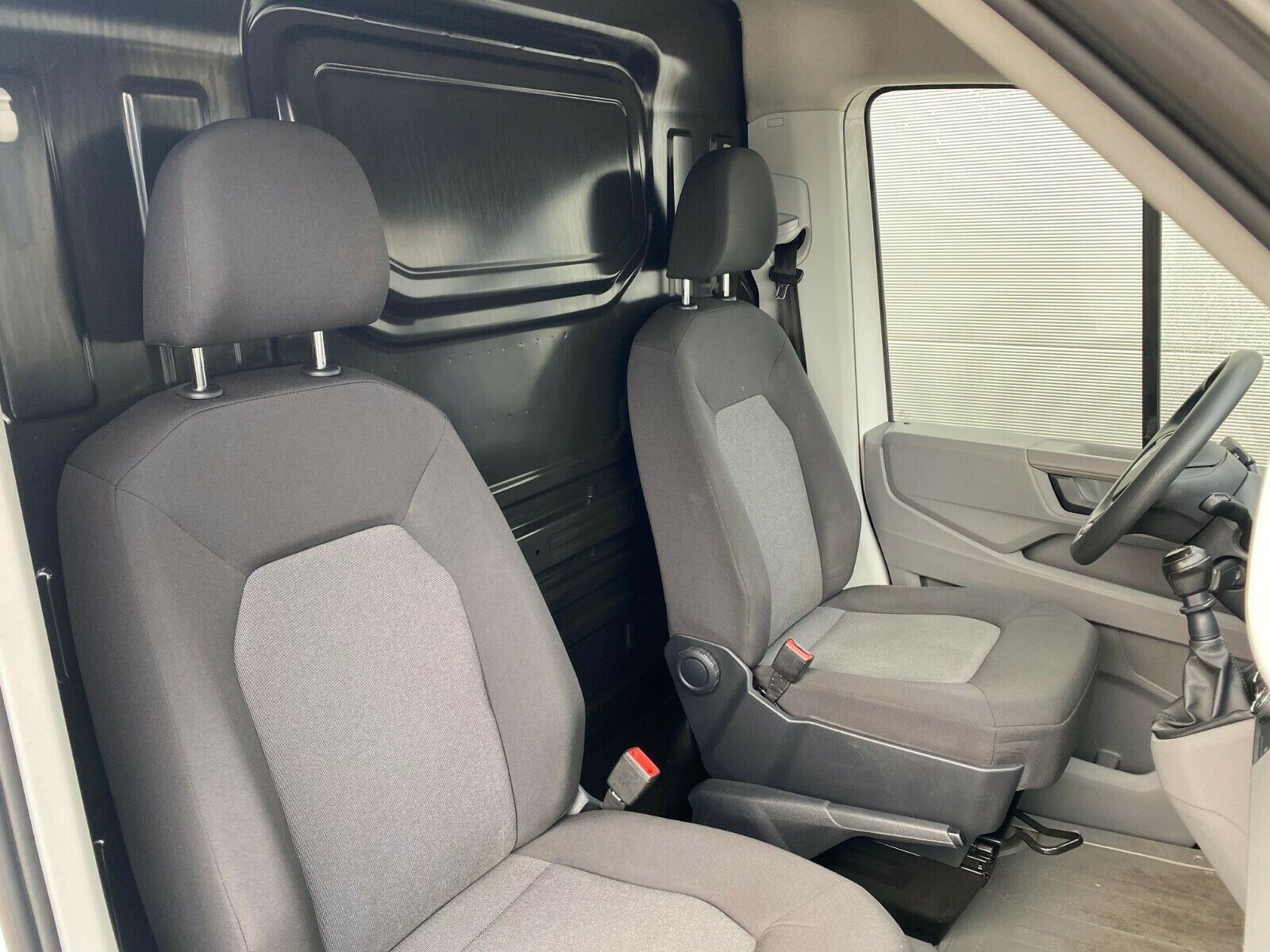 Fahrzeugabbildung Volkswagen Crafter Kasten Kasten 30  aus 1.Hand