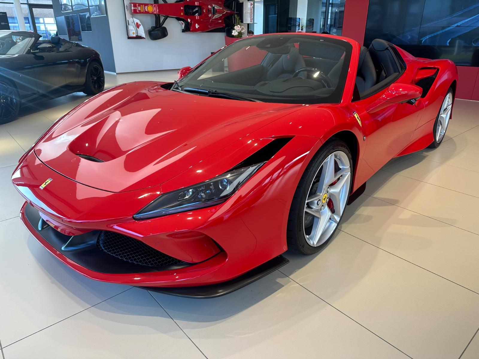 Ferrari F8 Spider DCT Lift Carbon 360° AFS Garantie 2J.