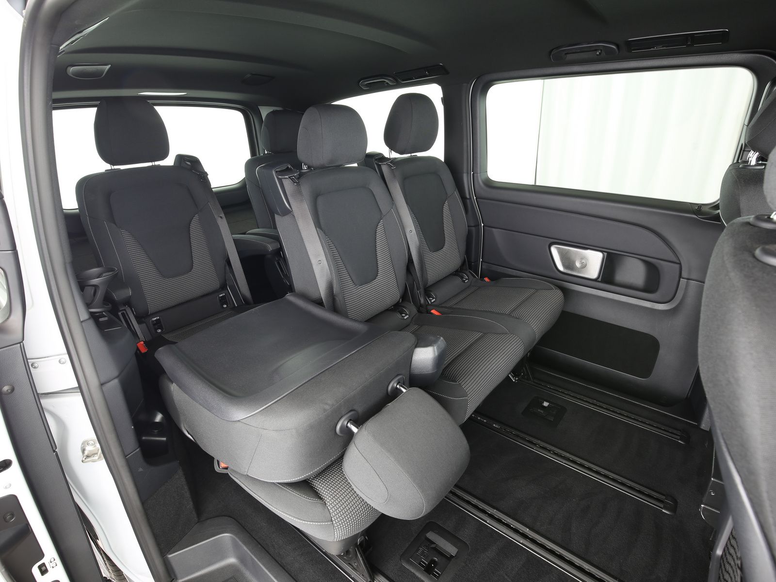 Mercedes-Benz V 250 - Bild 15