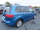 Volkswagen Touran 1,4 Comfortline  Navi Kamera AHK 1.Hand - VW Touran mit Schiebetür