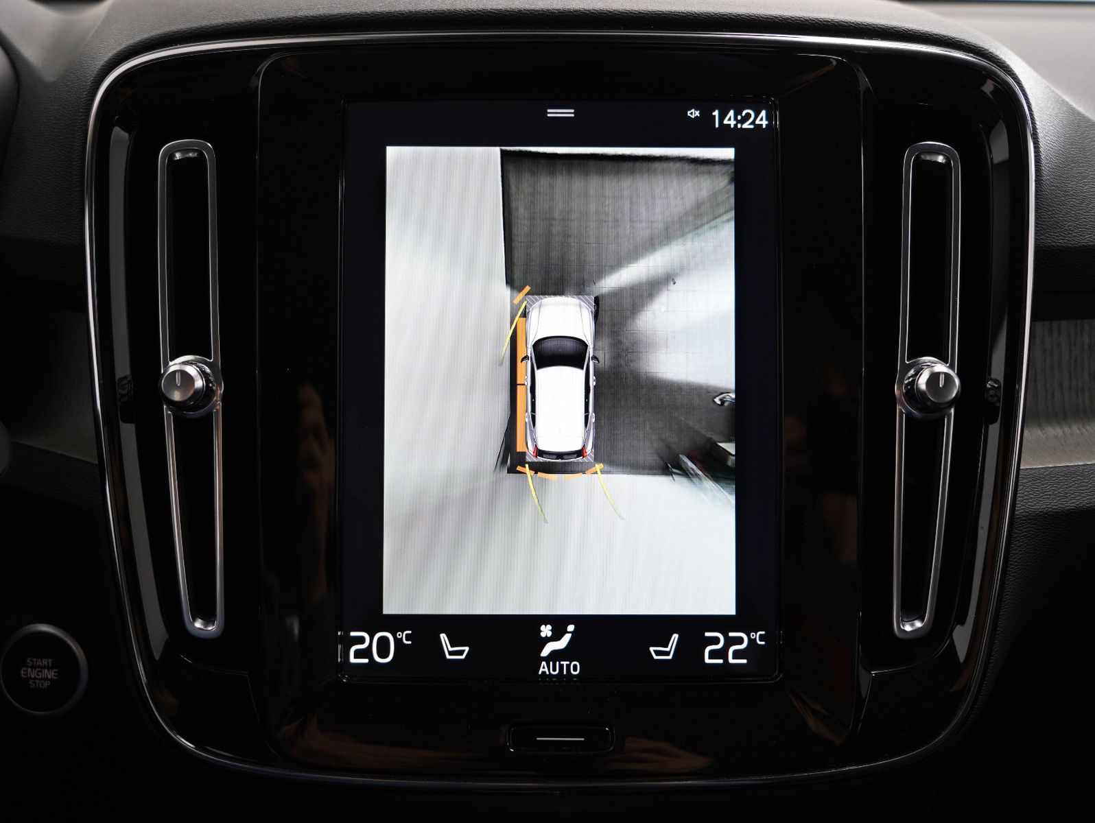 Fahrzeugabbildung Volvo XC40 B4 B Inscription LED/NAVI/ACC/LEDER/360°