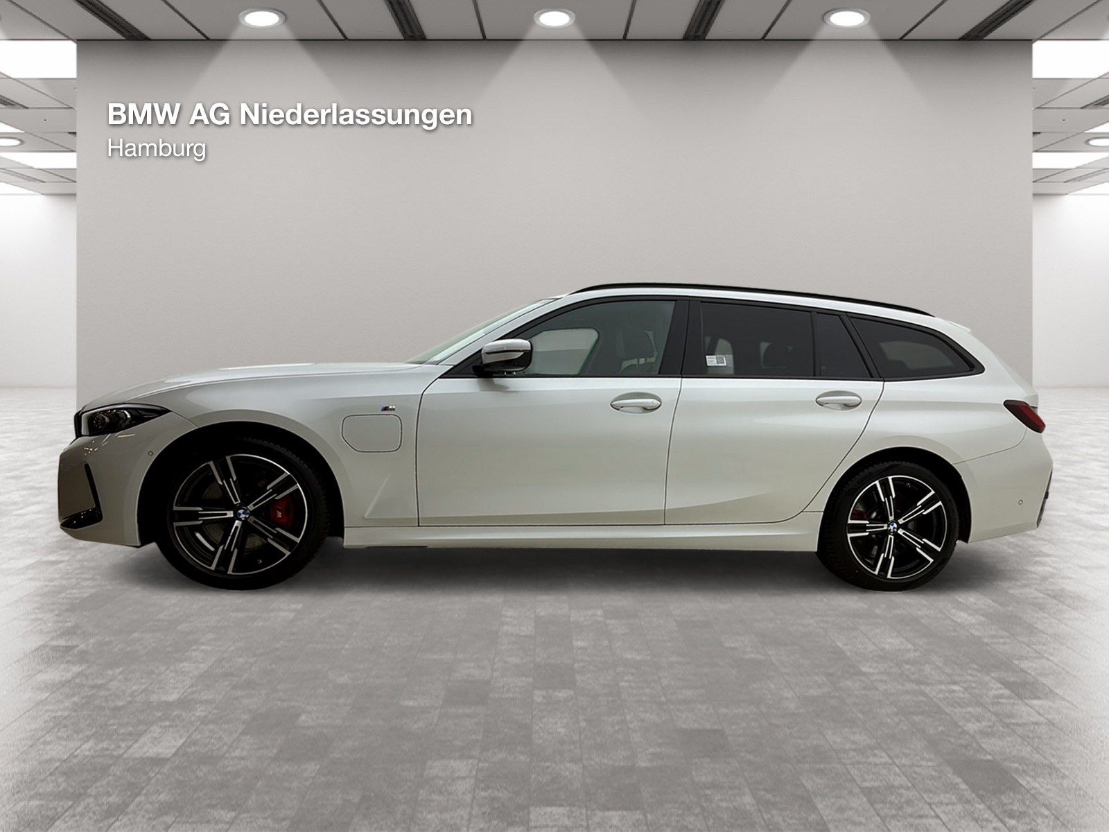 BMW 330 - Bild 2