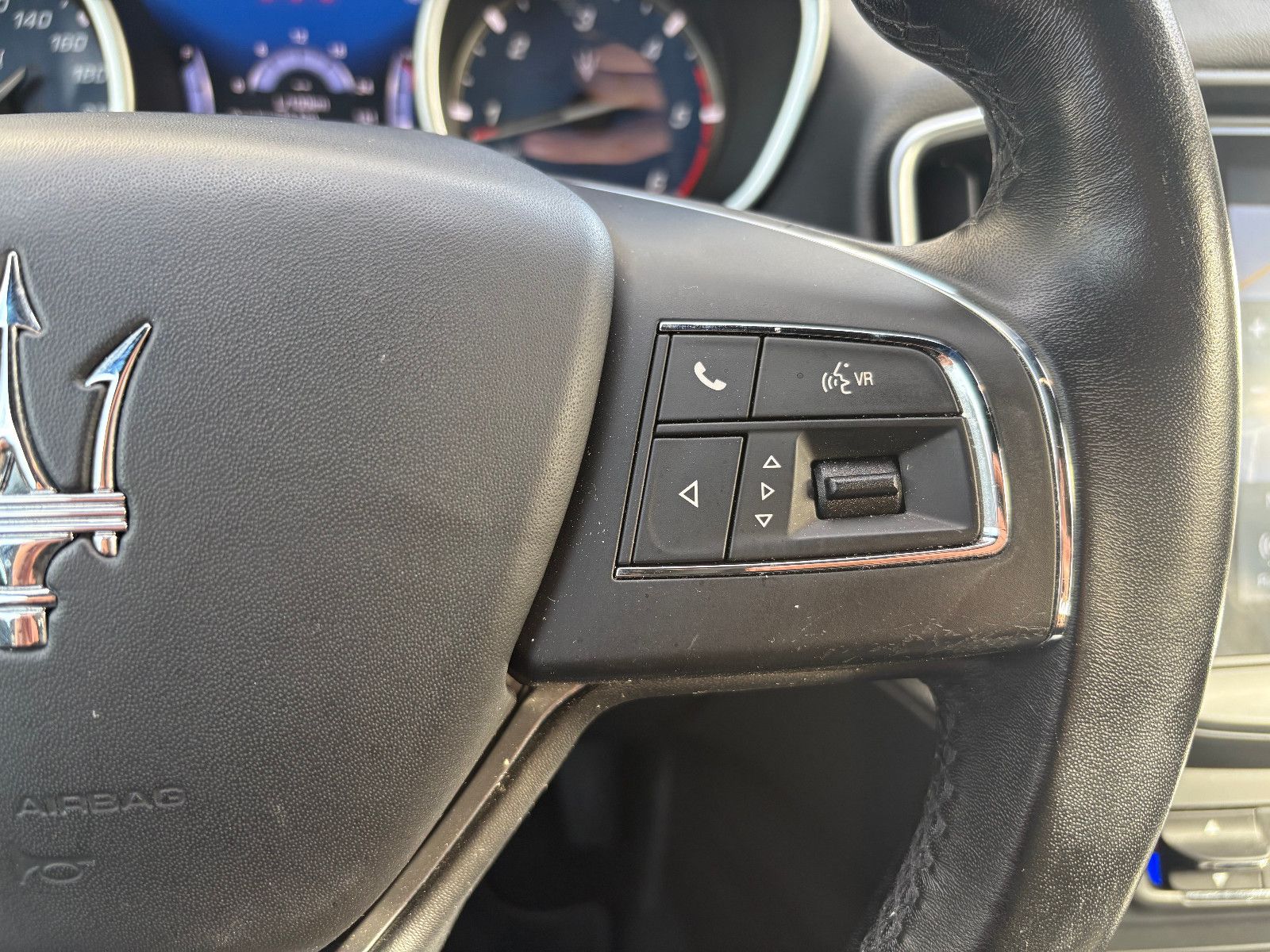 Fahrzeugabbildung Maserati Ghibli Diesel/FACELIFT/KAMERA/NEUES-MODELL