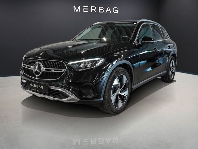 MERCEDES-BENZ GLC 220 d AVANTGARDE PANORAMA BURMESTER APPLE