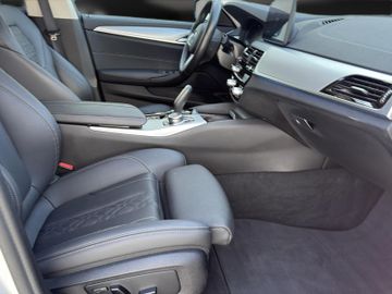 BMW 520 - 12
