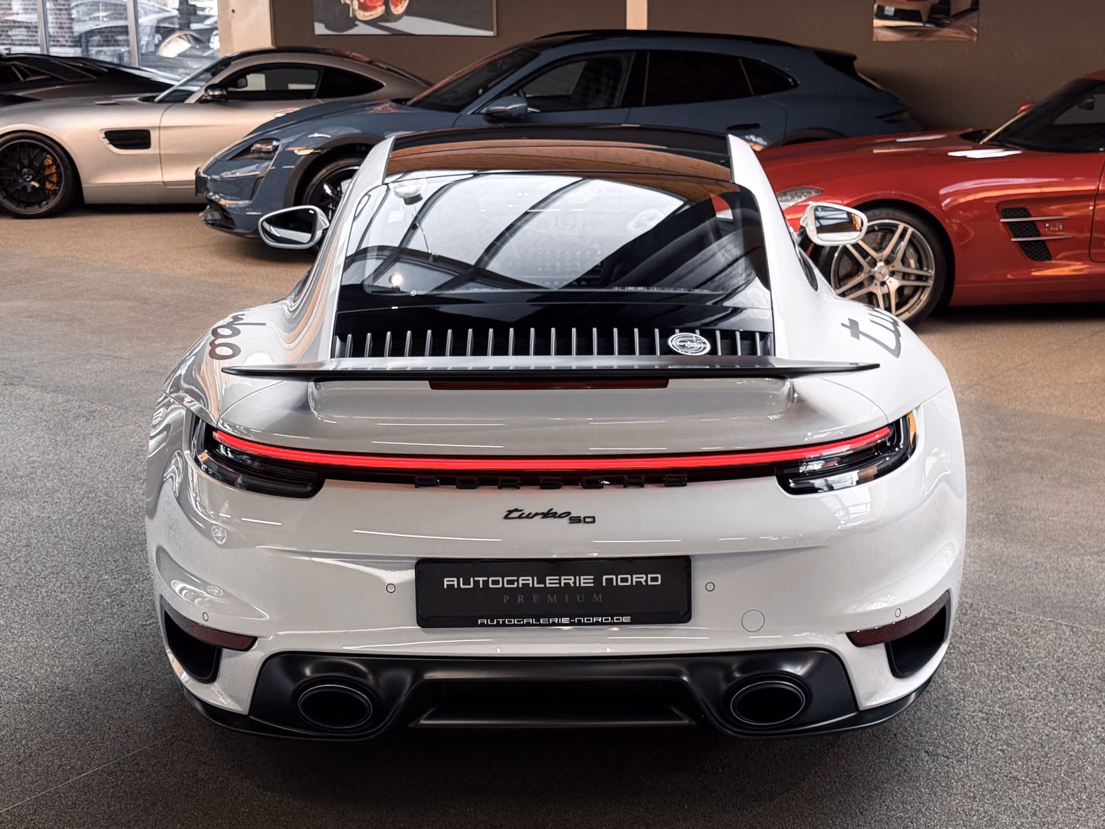 Porsche 911 Turbo S 50 Jahre Lift+Burmester+Pano+360°Kam
