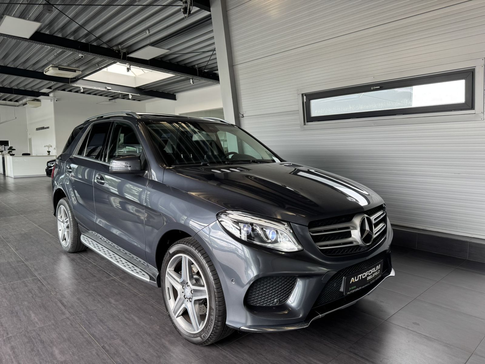 MERCEDES-BENZ GLE 350 d 4Matic AMG|Pano|LED|RFK|Sitzklima|LM20