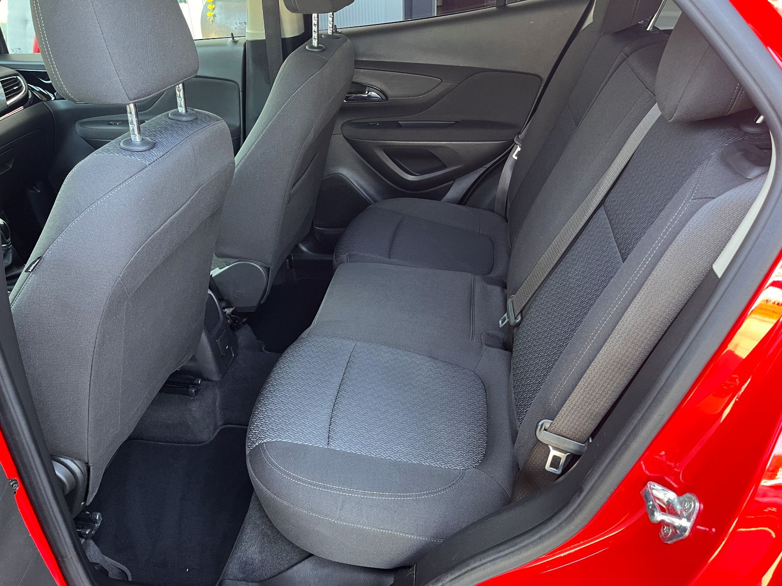 Fahrzeugabbildung Opel Mokka X ON S 1.6 CDTI Flex-Fix -Fahrradträger