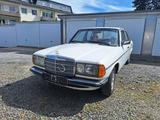 Mercedes-Benz Mercedes W123 200D - Oldtimer H-Kennzeichen - Mercedes-Benz 200: D W123