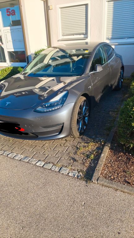 Image of Tesla Model 3