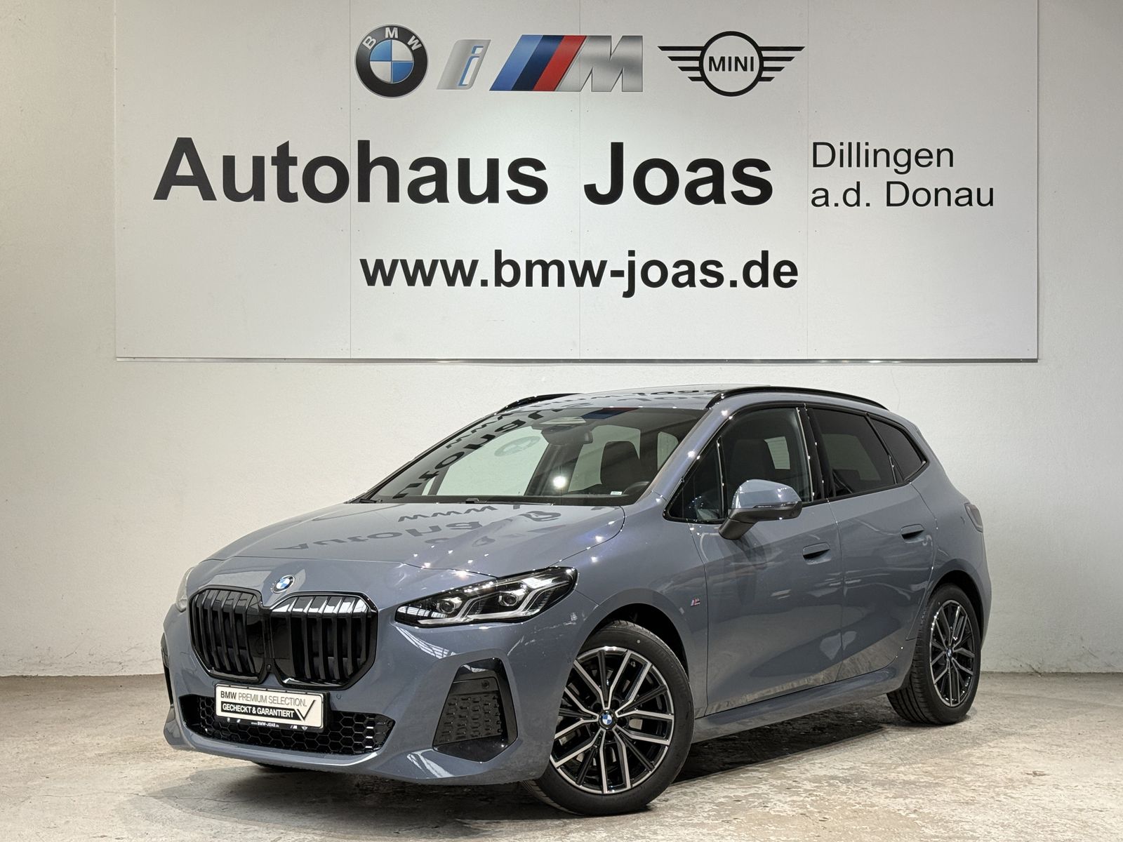Fahrzeugabbildung BMW 223i M Sportpaket Glasdach Head-Up