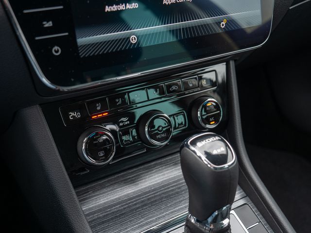 Foto Nummer 10: SKODA Superb