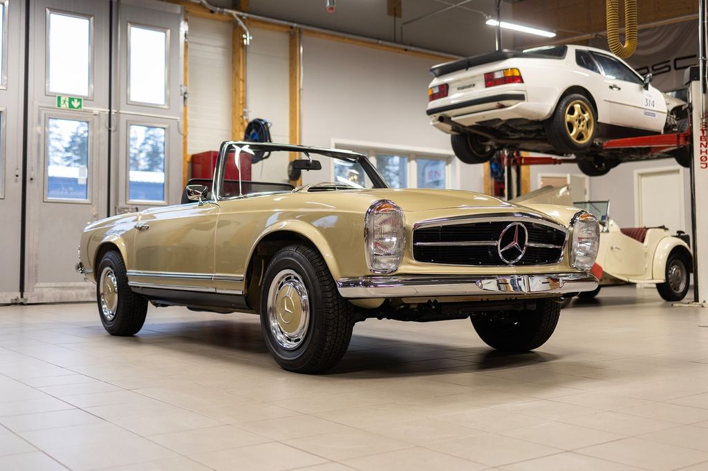 Mercedes-Benz SL 280