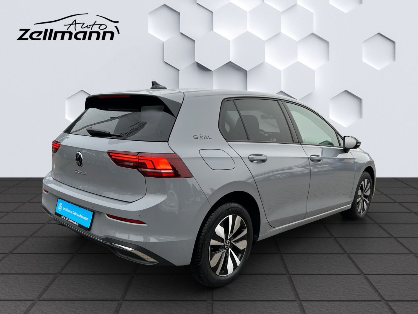 Golf VIII 1.5 TSI Schalter 85kW LED AHZV App-Con