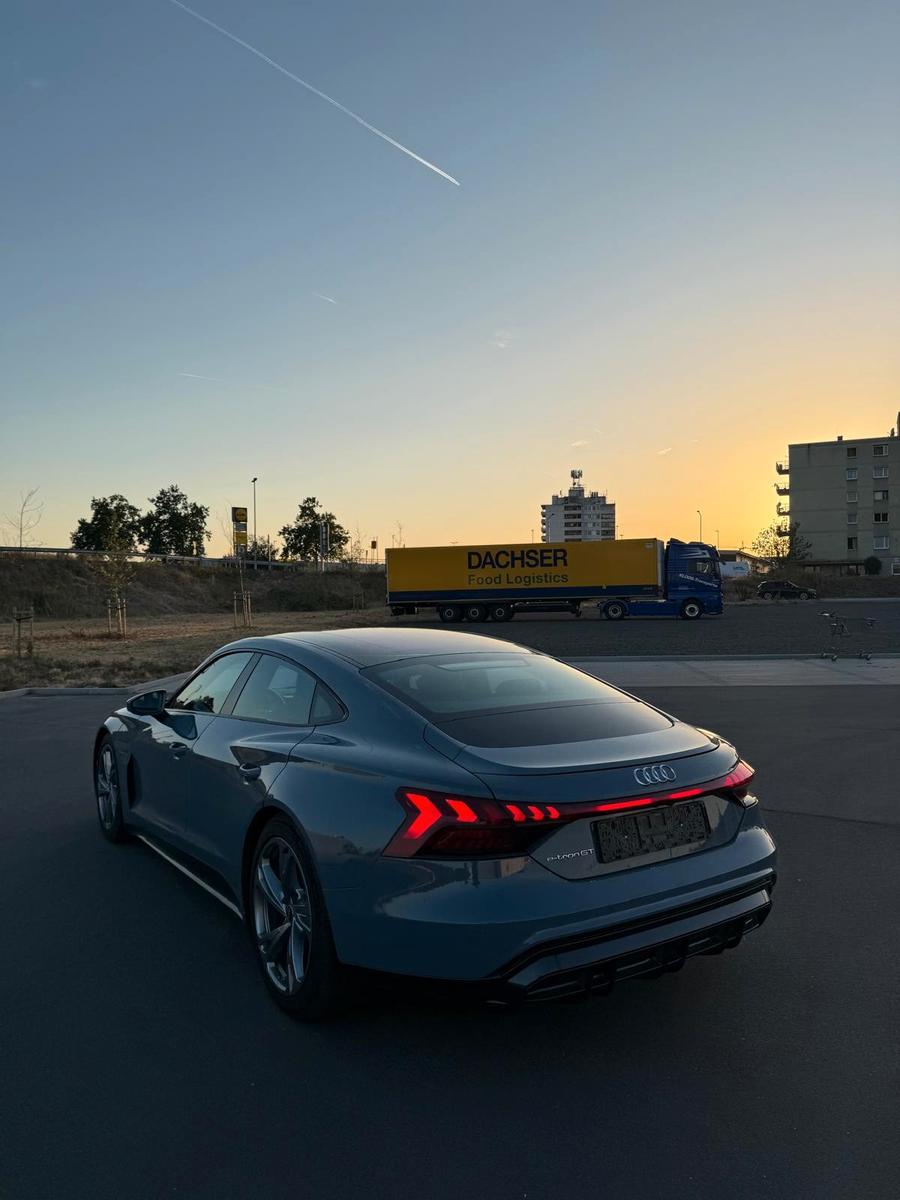 Audi e-tron GT