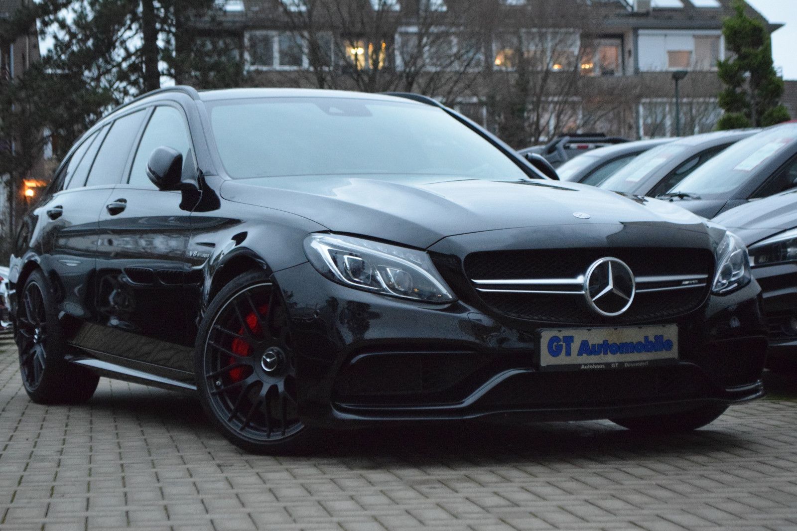 MERCEDES-BENZ C 63 S/AMG/Night/DistrPro/AMGPerformanceAGA