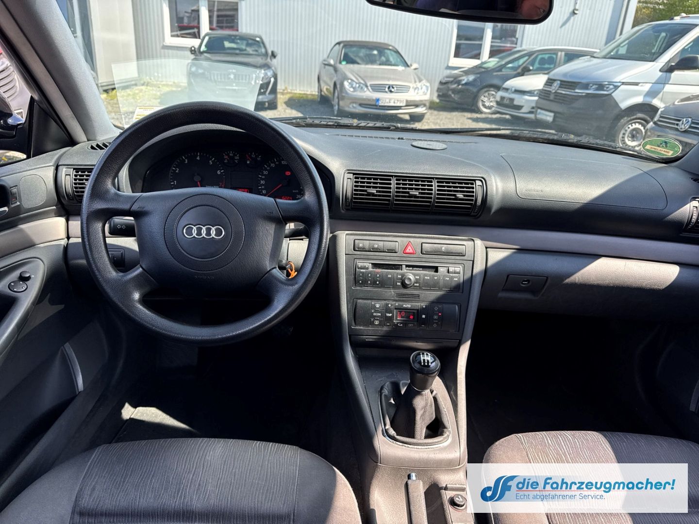 Fahrzeugabbildung Audi A4 1.6 Klimaautom  TÜV 01/27 *EXPORT
