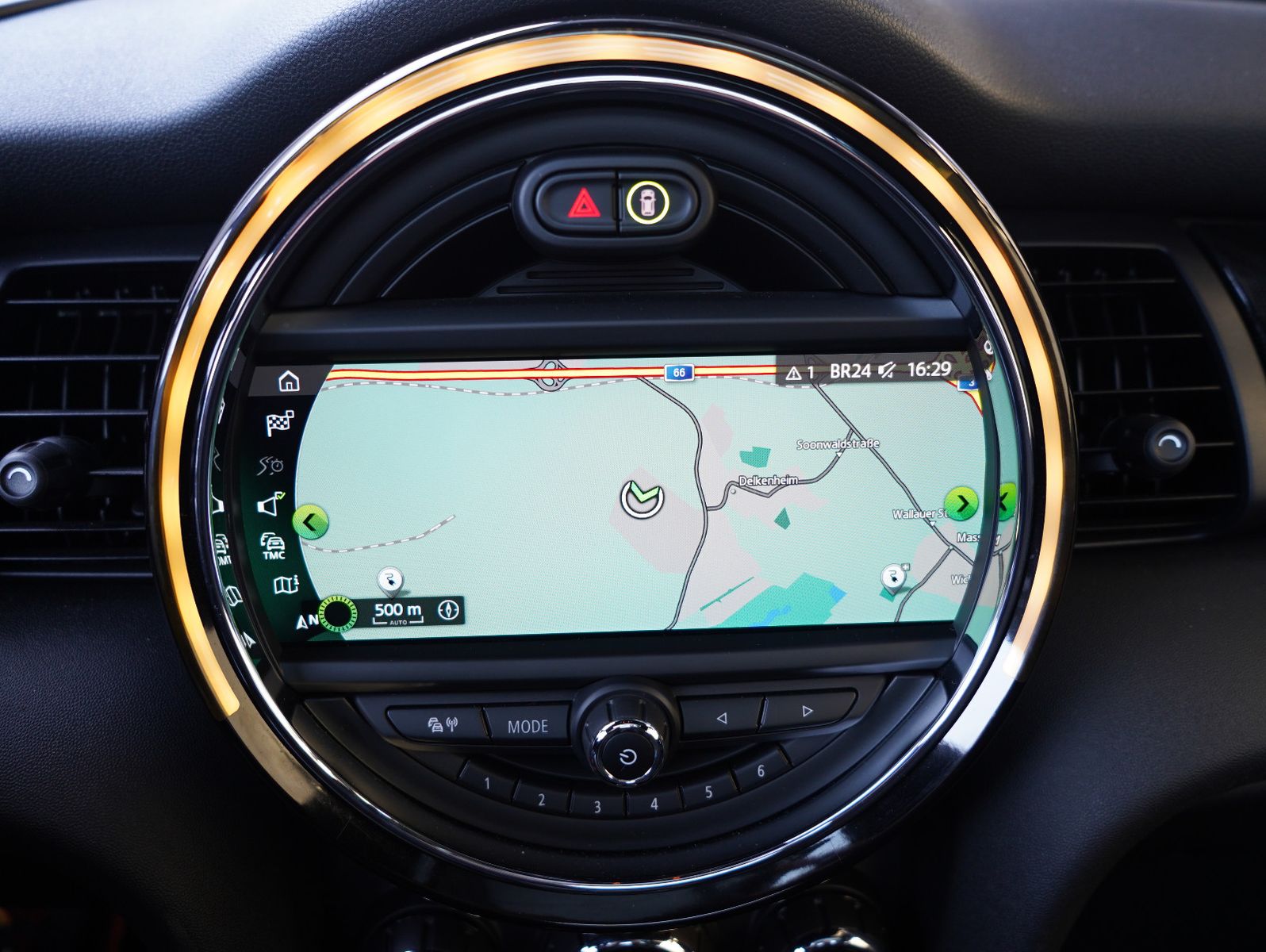 Fahrzeugabbildung MINI COOPER SE Trim XL YOURS/PANO/LEDER/HUD/SOH