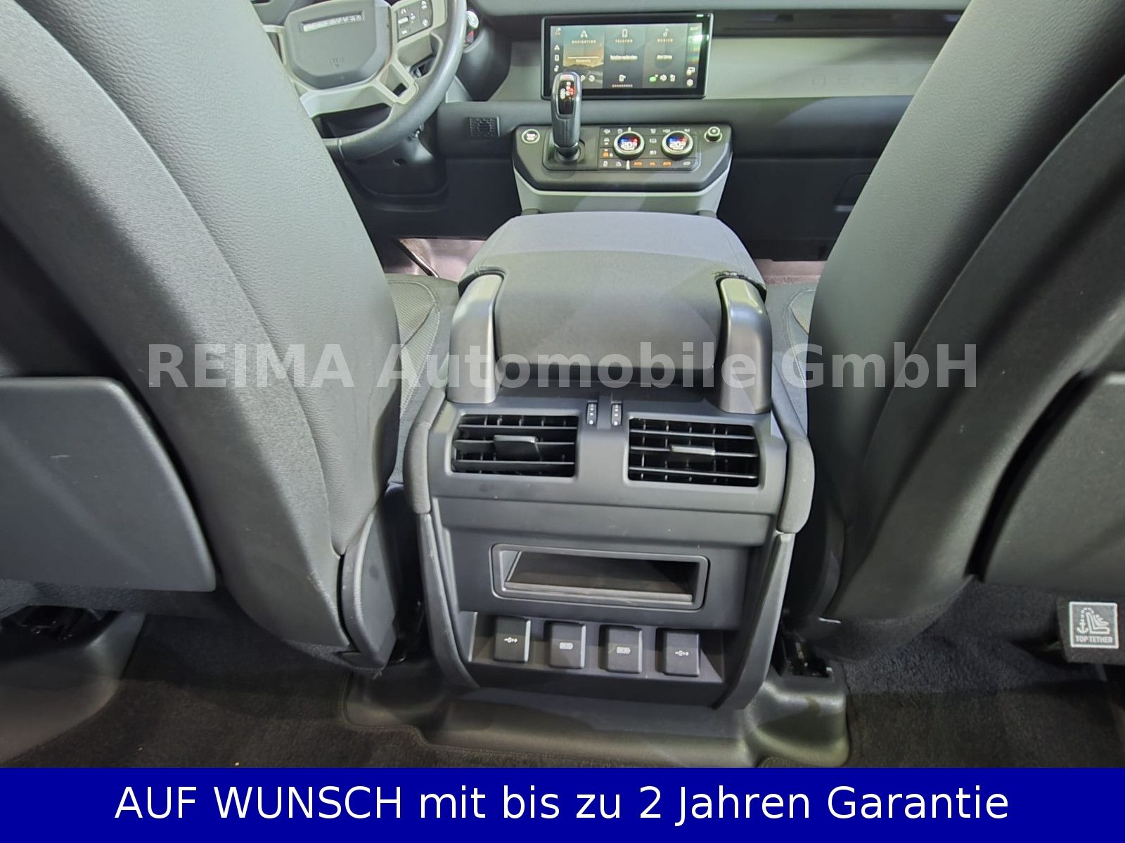Fahrzeugabbildung Land Rover Defender 110 P400 V6, Pano, Meridian, Luft, LED
