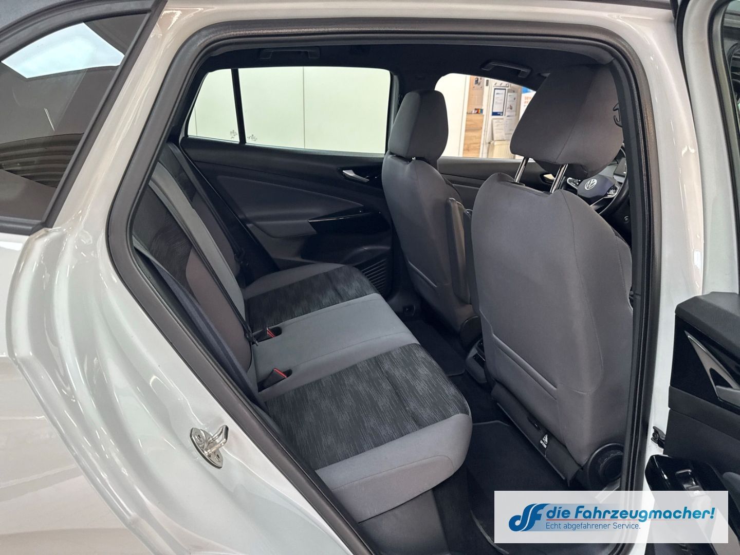 Fahrzeugabbildung Volkswagen ID.4 Pro 210 kW Navi LED ACC Apple CarPlay Andro
