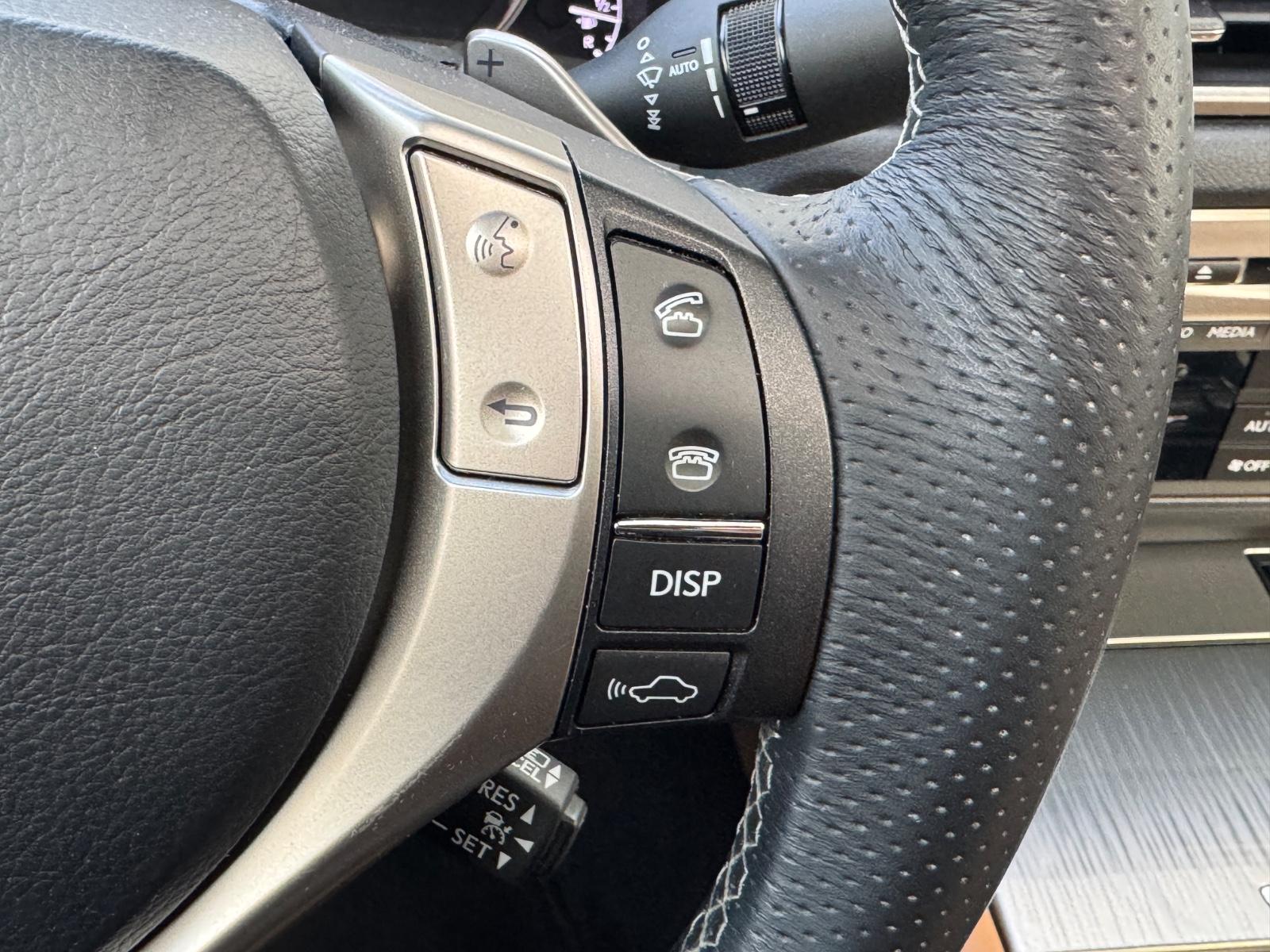Lexus GS 450h F Sport 345 ch Hybride • Mark Levinson • Toit ouvrant • 4 roues directrices • Sièges ventilés
