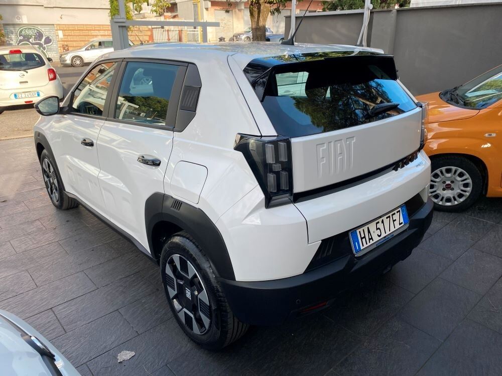 Fiat Grande Panda 1.2 Hybrid 110 CV S&S Icon PAC imagem 3