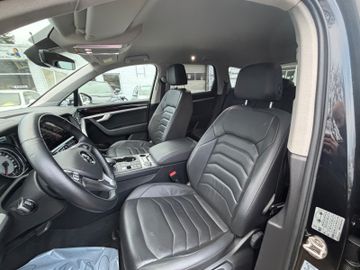 Volkswagen Touareg - 5