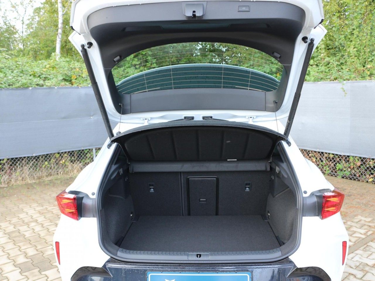 Fahrzeugabbildung CUPRA Formentor 1.5 eTSI DSG